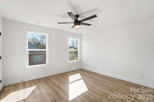 208 Cross Creek Drive, Cherryville, NC 28021