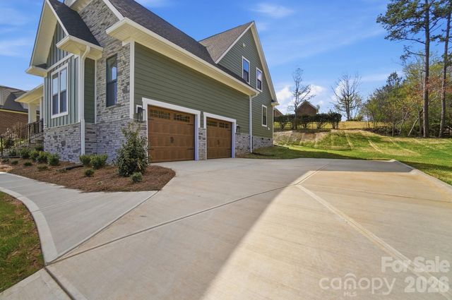 208 Cross Creek Drive, Cherryville, NC 28021