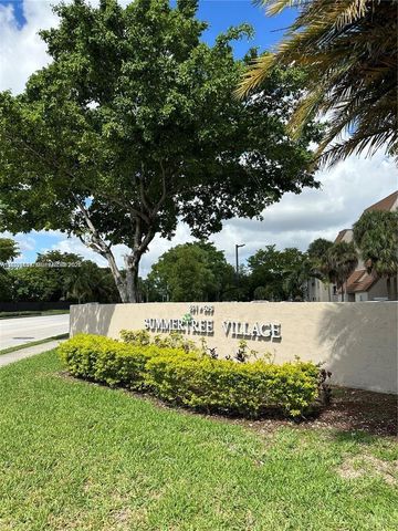 601 Ives Dairy Road 4018, Miami, FL 33179