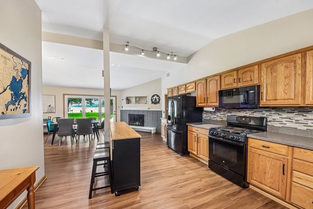 35672 N Sheridan Drive, Fox Lake, IL 60020