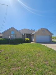1145 Westgrove Drive, Saginaw, TX 76179