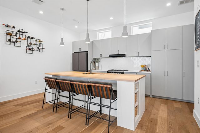 236 Melba Street 103, Dallas, TX 75208