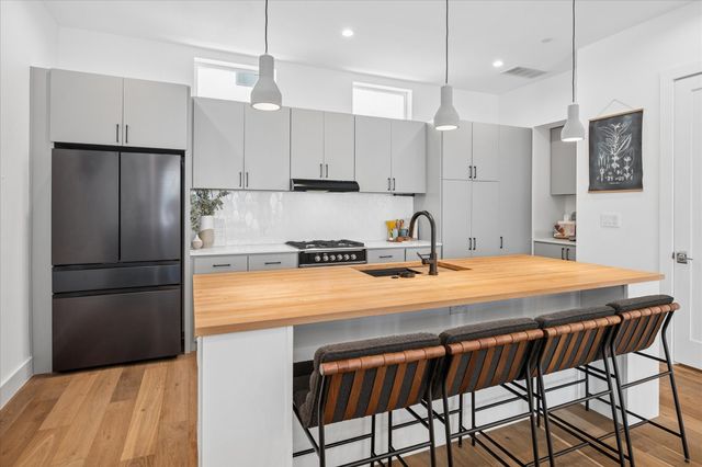 236 Melba Street 103, Dallas, TX 75208