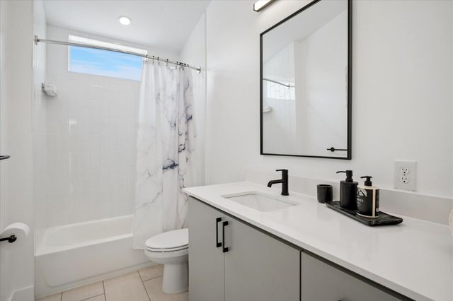 236 Melba Street 103, Dallas, TX 75208