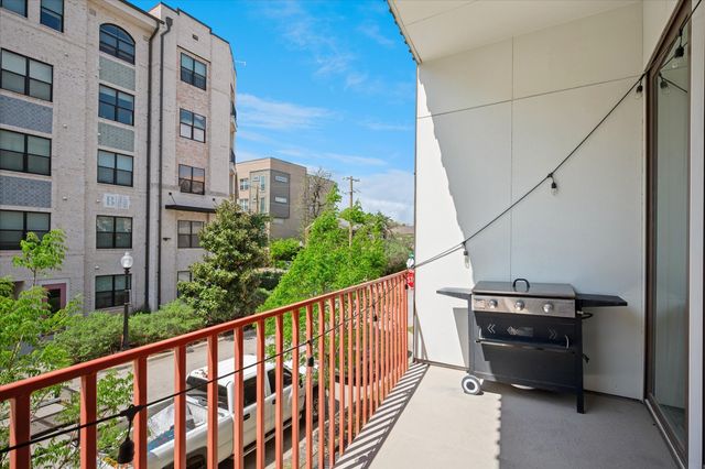 236 Melba Street 103, Dallas, TX 75208