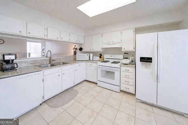 603 Wedgewood Way, Atlanta, GA 30350