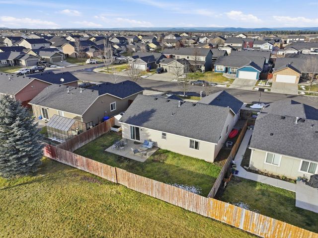 12605 W Tower Ave, Airway Heights, WA 99001