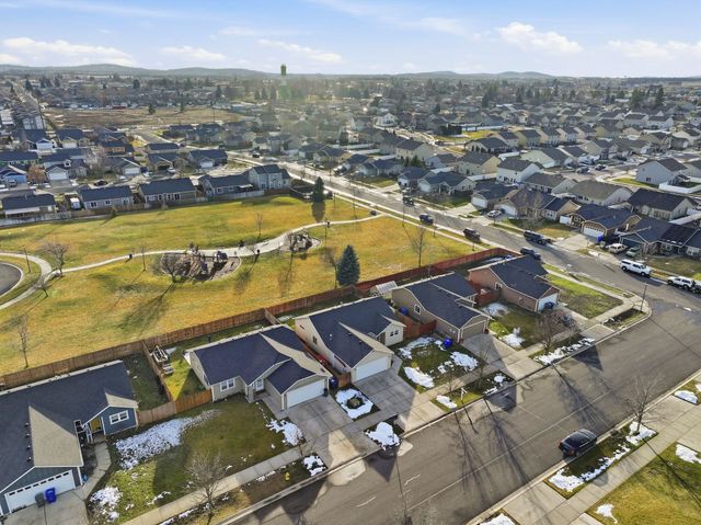 12605 W Tower Ave, Airway Heights, WA 99001