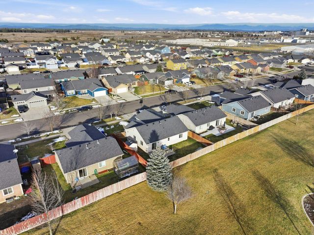 12605 W Tower Ave, Airway Heights, WA 99001