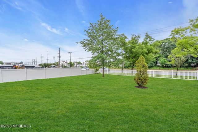 810 4th Avenue, Neptune City, NJ 07753