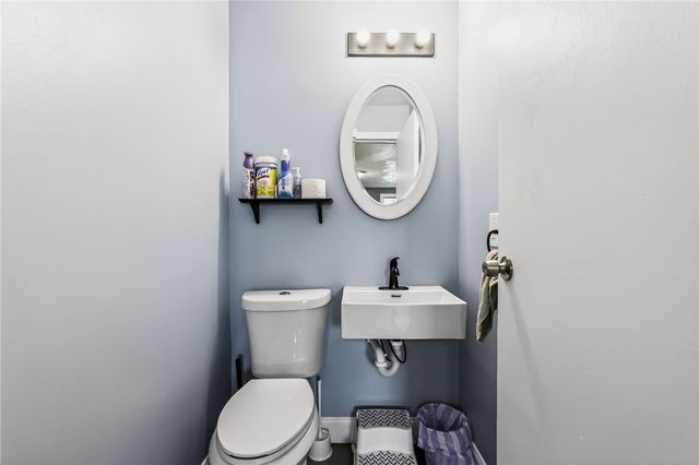 24 Huntington Parkway, Hamlin, NY 14464