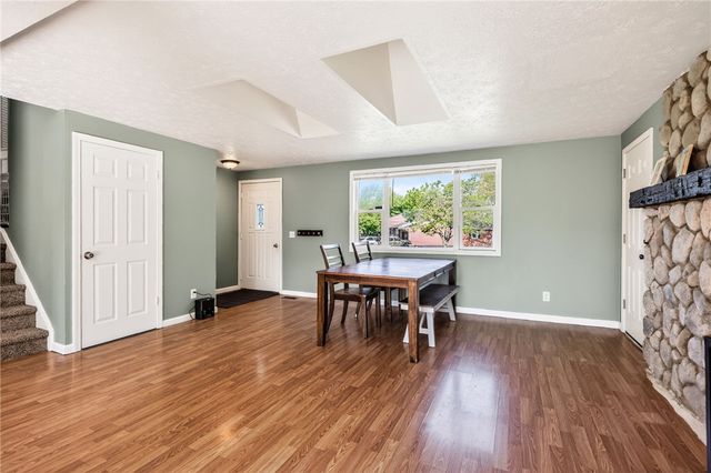 24 Huntington Parkway, Hamlin, NY 14464