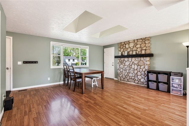 24 Huntington Parkway, Hamlin, NY 14464
