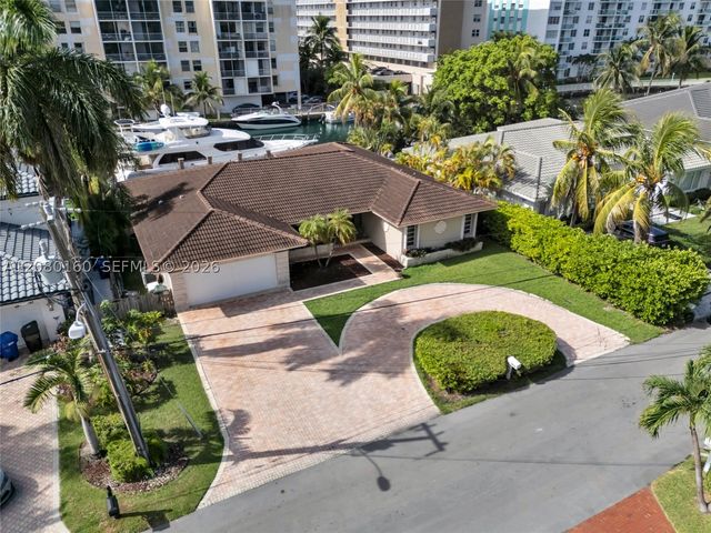2930 NE 164th St, North Miami Beach, FL 33160