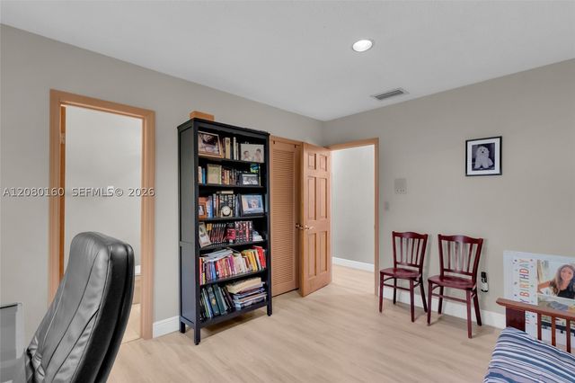 2930 NE 164th St, North Miami Beach, FL 33160