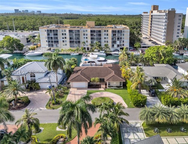 2930 NE 164th St, North Miami Beach, FL 33160