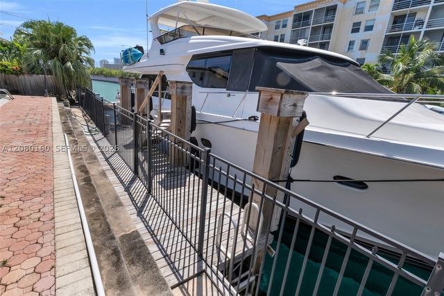 2930 NE 164th St, North Miami Beach, FL 33160
