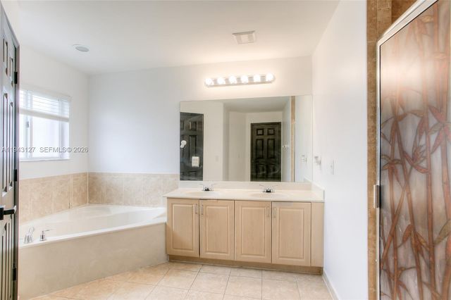 28414 SW 133rd Path, Homestead, FL 33033