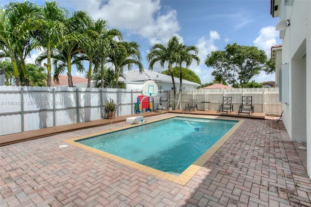 28414 SW 133rd Path, Homestead, FL 33033