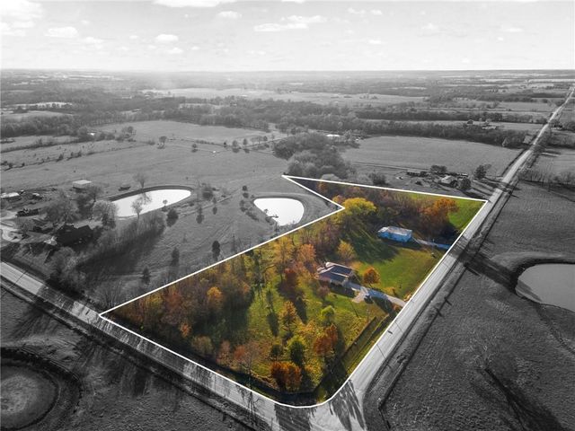 8446 Hh Highway, Odessa, MO 64076