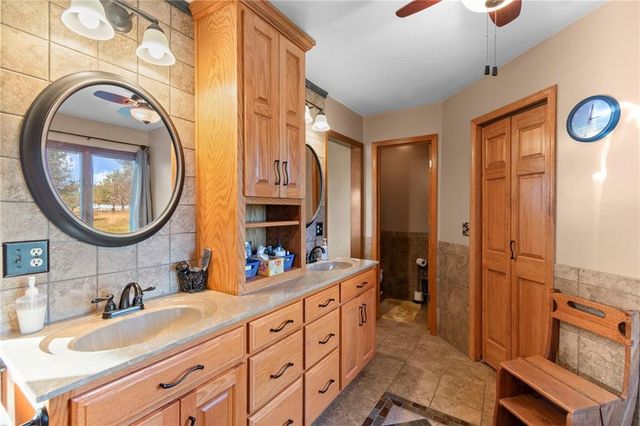 8446 Hh Highway, Odessa, MO 64076