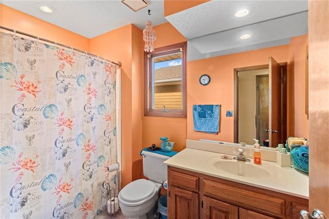 8446 Hh Highway, Odessa, MO 64076