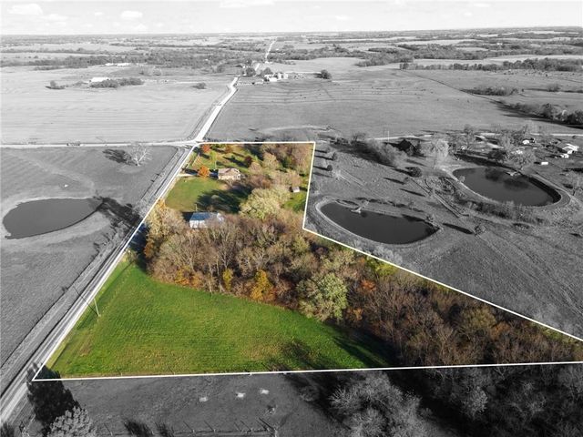 8446 Hh Highway, Odessa, MO 64076