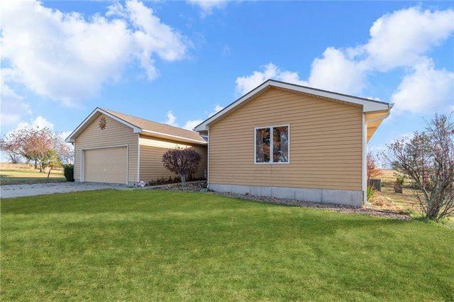 8446 Hh Highway, Odessa, MO 64076