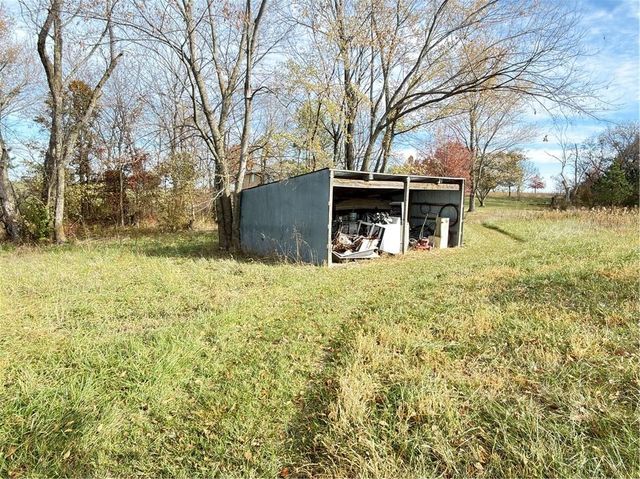 8446 Hh Highway, Odessa, MO 64076