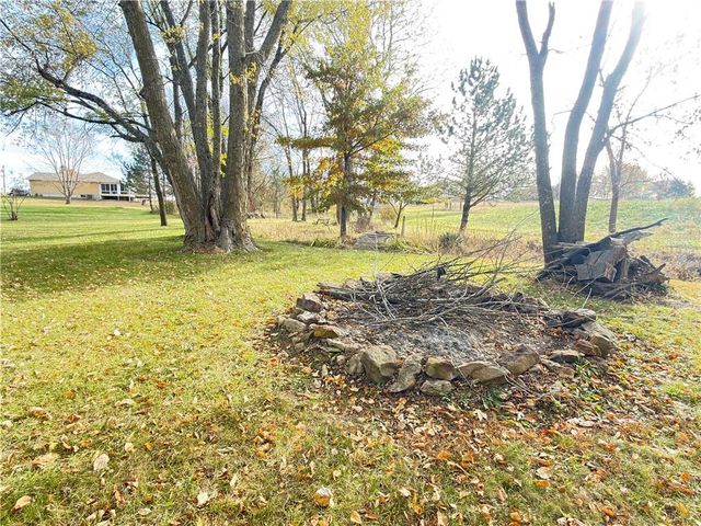 8446 Hh Highway, Odessa, MO 64076