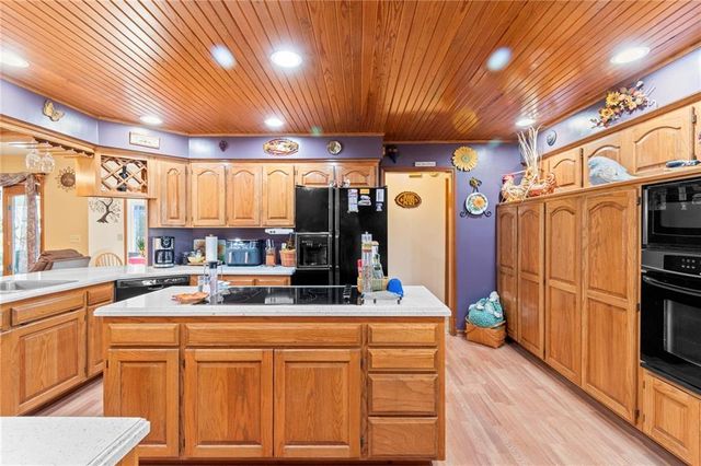 8446 Hh Highway, Odessa, MO 64076