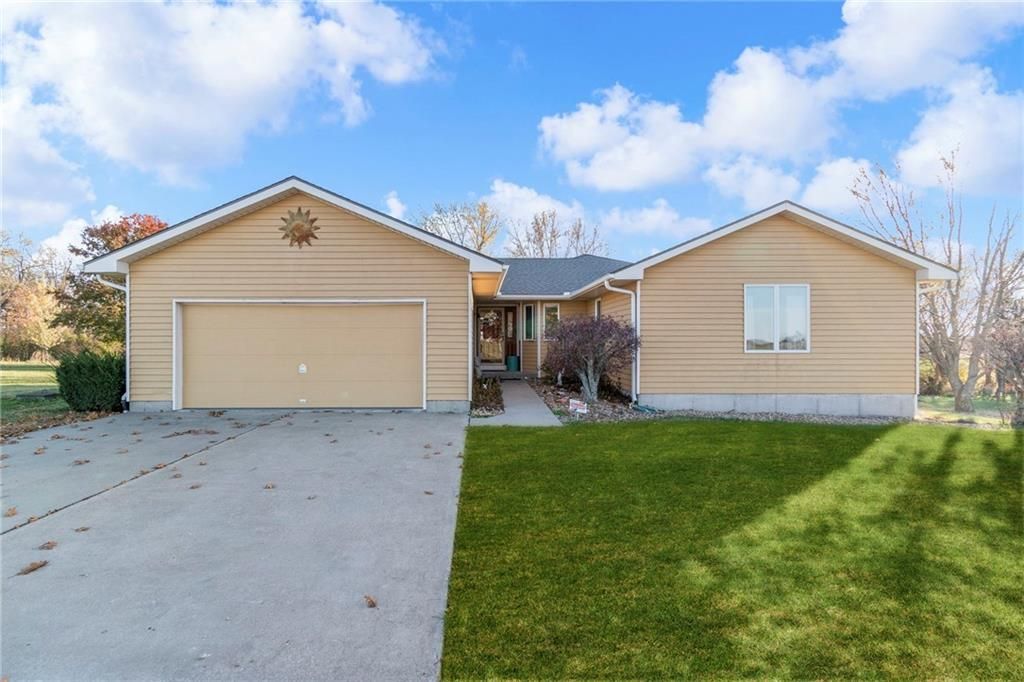 8446 Hh Highway, Odessa, MO 64076