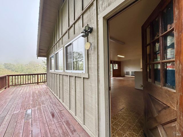 5083 Dry Creek Rd, Napa, CA 94558