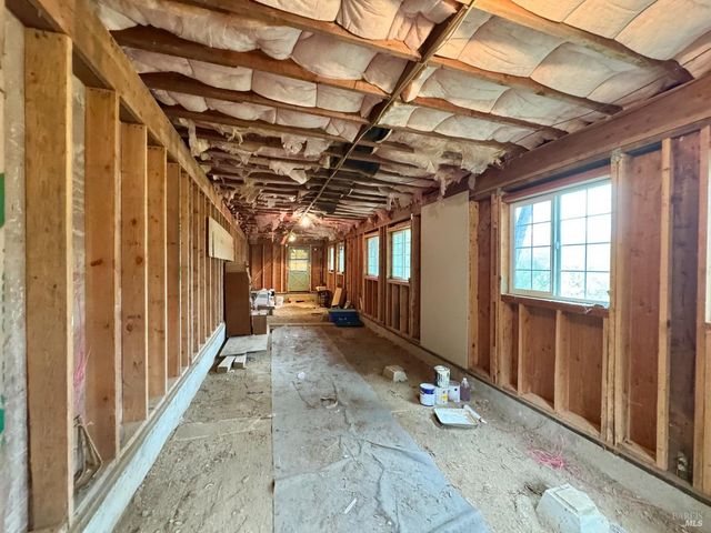 5083 Dry Creek Rd, Napa, CA 94558