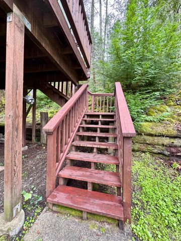 5083 Dry Creek Rd, Napa, CA 94558