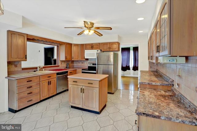 1369 SCHOOL LN, Bensalem, PA 19020