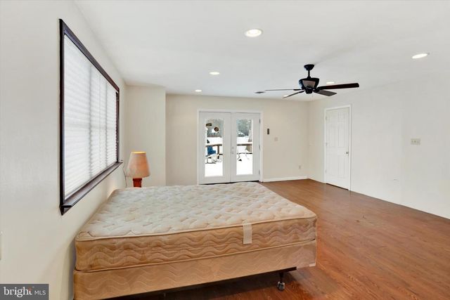 1369 SCHOOL LN, Bensalem, PA 19020