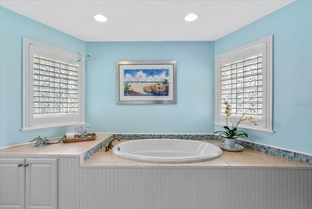 1644 LISCOURT DRIVE, Venice, FL 34292