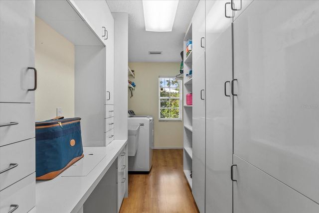 1644 LISCOURT DRIVE, Venice, FL 34292