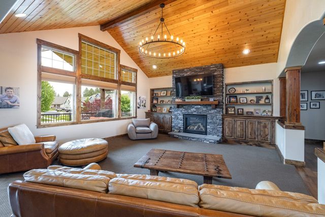 2808 W Horizon Ridge Ln, Spokane, WA 99208