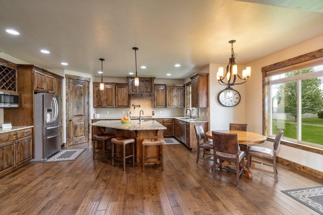 2808 W Horizon Ridge Ln, Spokane, WA 99208