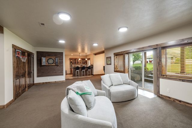 2808 W Horizon Ridge Ln, Spokane, WA 99208