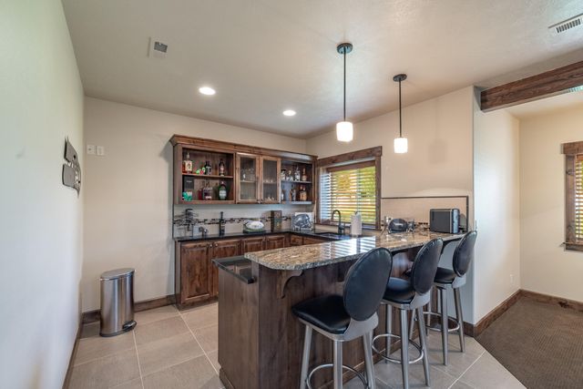 2808 W Horizon Ridge Ln, Spokane, WA 99208