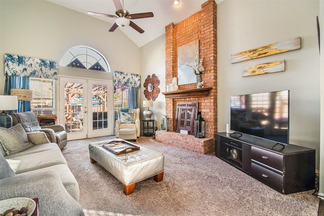 409 Red River Trail, Irving, TX 75063