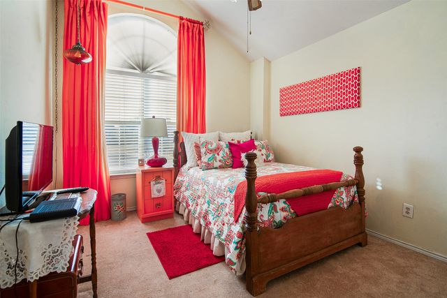 409 Red River Trail, Irving, TX 75063