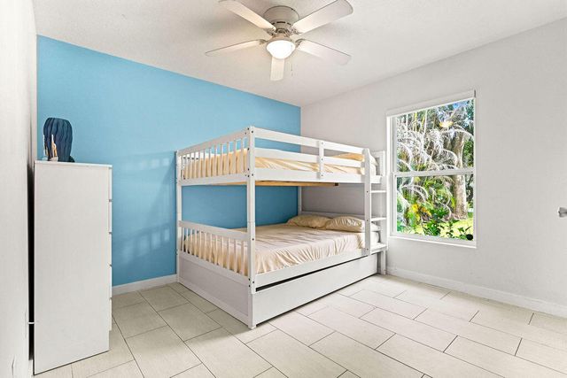 1022 41st Avenue, Vero Beach, FL 32960