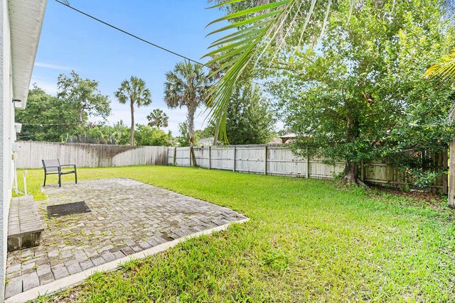 1022 41st Avenue, Vero Beach, FL 32960