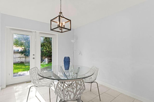 1022 41st Avenue, Vero Beach, FL 32960