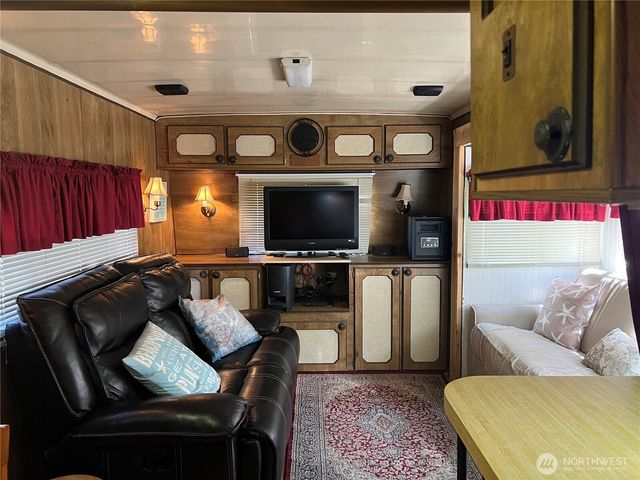 1913 321st Place, Ocean Park, WA 98640