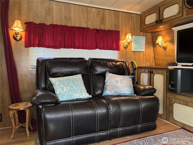 1913 321st Place, Ocean Park, WA 98640